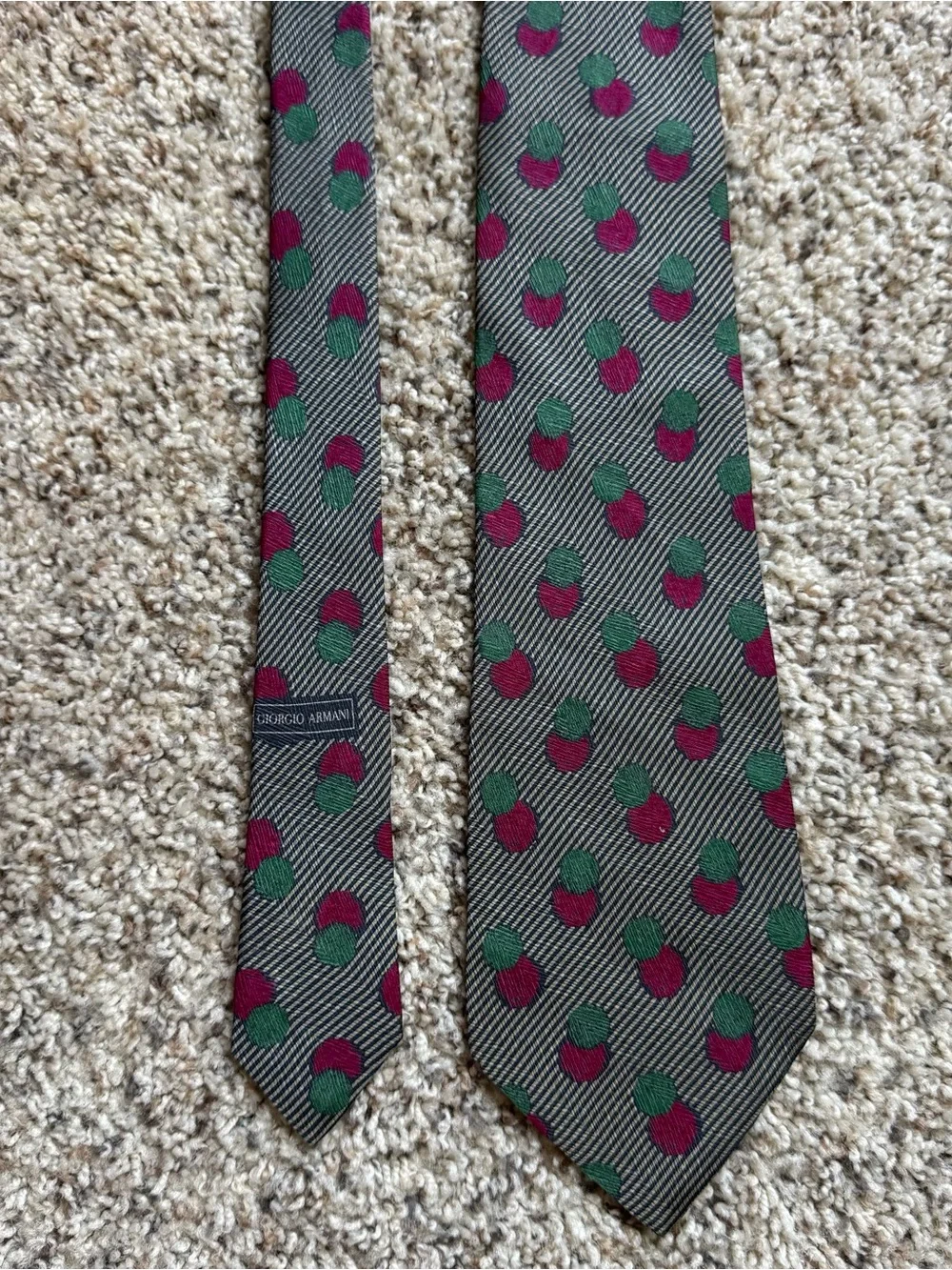Giorgio Armani Men’s Tie Gray Green Burgundy Geometric Woven Logo Classic
